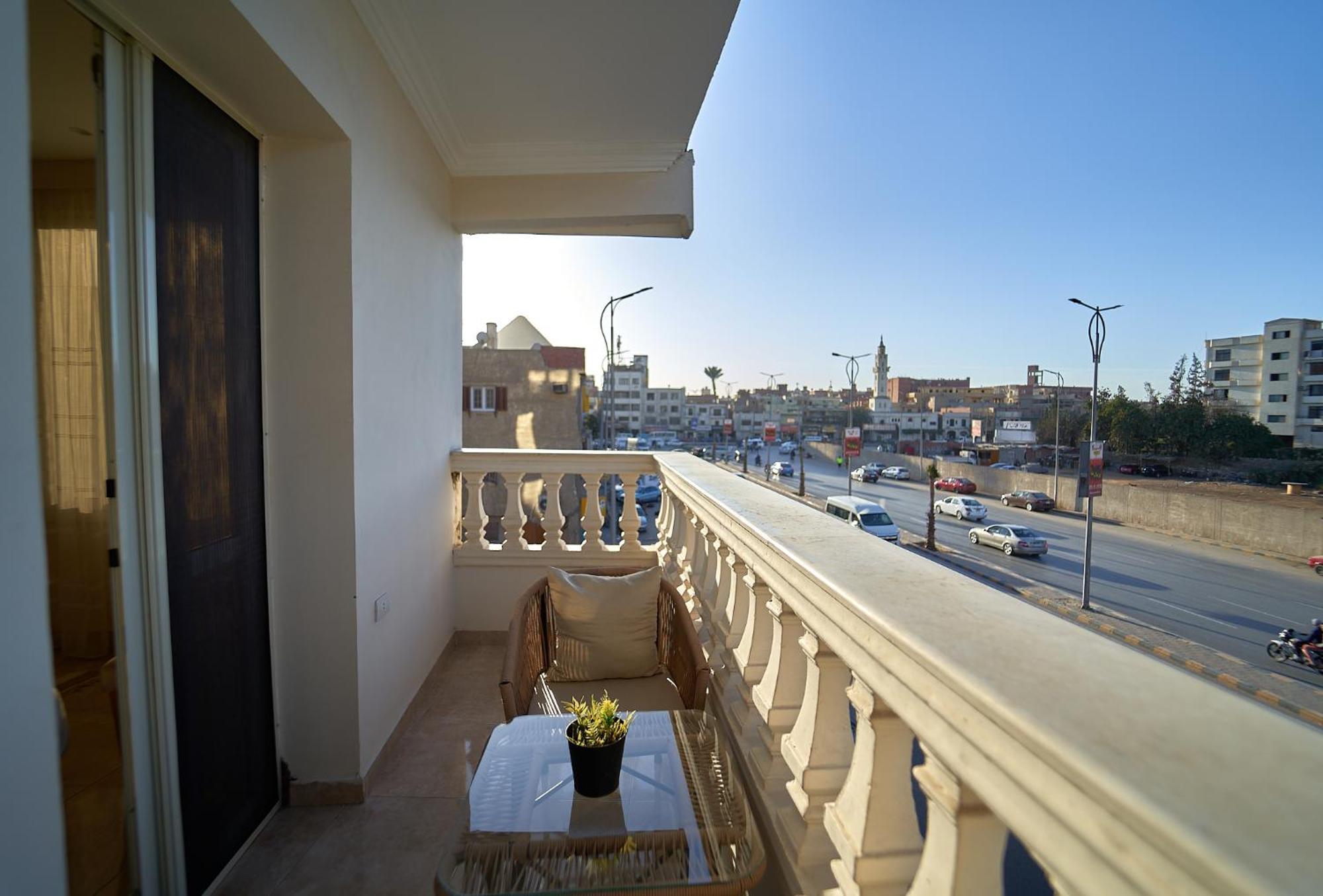 The Palace Pyramids Hotel Nazlet el-Sisi Bagian luar foto